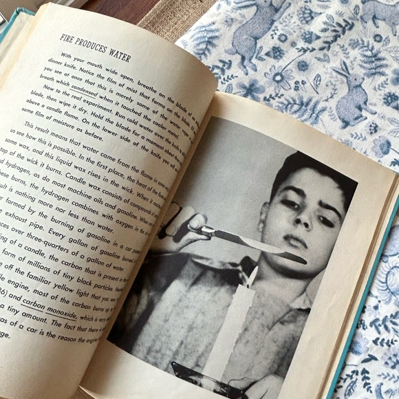 1940s Chemistry book for elementary school library - “Fun With Chemistry“ - Picture 9 of 10